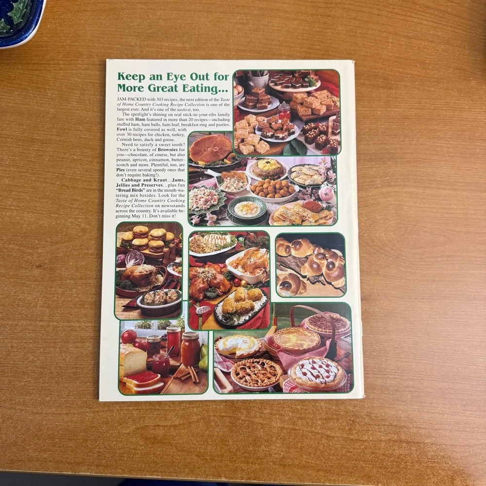 Taste of Home Prize-Winning Pork Recipe Collection -‎ Green and Brown